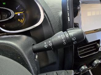 Renault Clio 1.5 dCi Nightenamp;Day picture 27