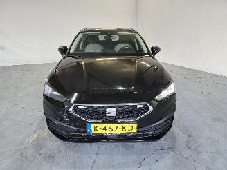 Seat Leon SPORTSTOURER 1.5 TSI Style L.Ed. picture 2