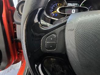 Renault Clio 0.9 TCe Expression picture 26