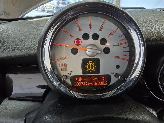 Mini Clubman 1.6 Cooper S picture 17