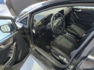 Ford Fiesta 1.0 EcoB. Titanium picture 21