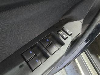 Toyota Auris 1.8 Hybrid Dynamic Ultimate picture 25