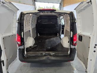 Mercedes Vito 114 CDI Lang picture 23