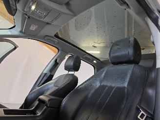 Land Rover Discovery Sport 2.0 TD4 HSE picture 39