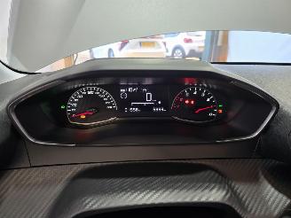 Peugeot 208 1.2 PureTech Active picture 21