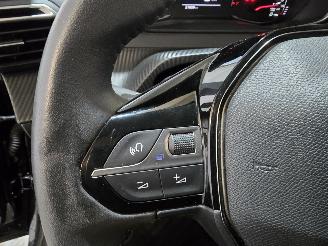 Peugeot 208 1.2 PT Active Pack picture 27