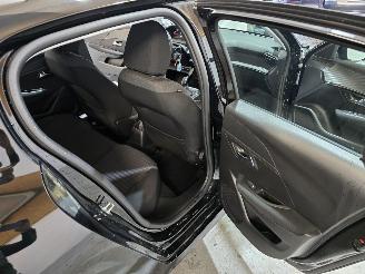 Peugeot 208 1.2 PT Active Pack picture 14