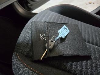 Peugeot 208 1.2 PT Active Pack picture 33