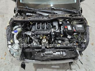 Peugeot 208 1.2 PT Active Pack picture 11