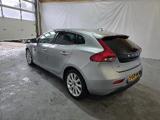 Volvo V-40 1.6 D2 R-Design picture 5