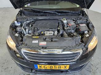 Peugeot 308 1.2 PureTech Style picture 15
