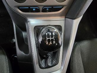 Ford Focus 1.0 EcoBoost Trend picture 29