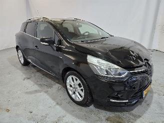 krockskadad bil auto Renault Clio 0.9 TCe Limited 2020/11