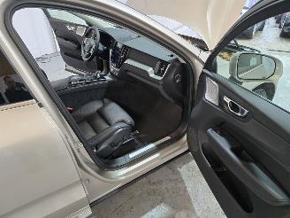 Volvo Xc-60 2.0 T8 TwinEngine Bright AWD picture 22