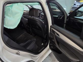 BMW X5 M50D picture 22