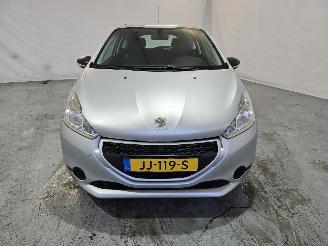Peugeot 208 1.0 Pure Tech Like picture 2