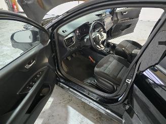 Kia Stonic 1.0 T-GDi MHEV Dyn+L picture 23