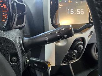 Toyota Aygo 1.0 VVT-i x-play picture 28