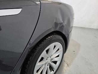 Tesla Model S 75D Base picture 11