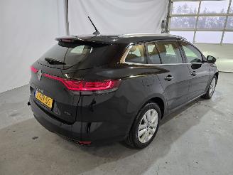 Renault Mégane 1.6 E-Tech Plug-In Hybrid 160 Equilibre picture 7