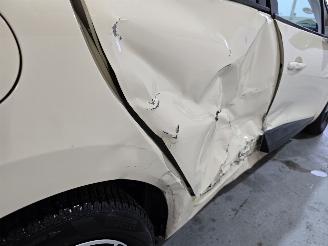 Renault Clio 1.5 dCi ECO Expression picture 9