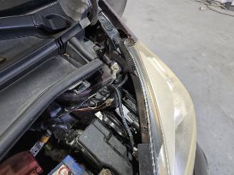 Toyota iQ 1.0 L picture 16