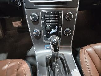 Volvo V-60 2.4 D6 AWD Plug-In Hybrid Summum picture 31