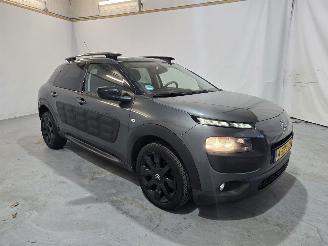 krockskadad bil auto Citroën C4 cactus 1.2 PureTech Shine 2015/1
