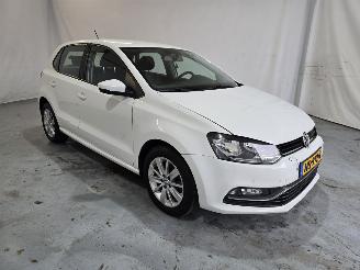 Schadeauto Volkswagen Polo 1.2 TSI Comfortline Business R 2017/2