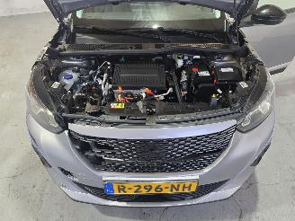Peugeot e-2008 EV Allure Pack 50 kWh picture 15