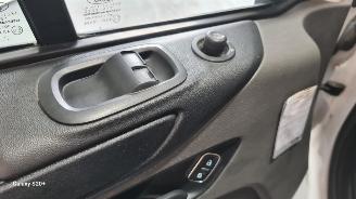 Ford Transit Custom 280 2.0 TDCI L1H1 Ambiente picture 26