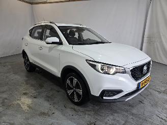 krockskadad bil auto MG ZS EV Luxury 45 kWh 2020/6