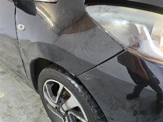 Peugeot 108 1.2 VTi Allure picture 9