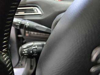 Peugeot 308 SW 1.6 BlueHDI Blue Lease Executive Pack picture 26