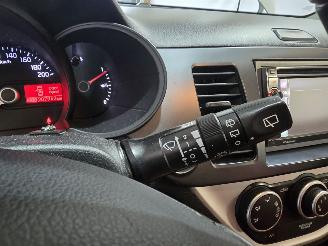 Kia Picanto 1.0 CVVT Design Ed. picture 24