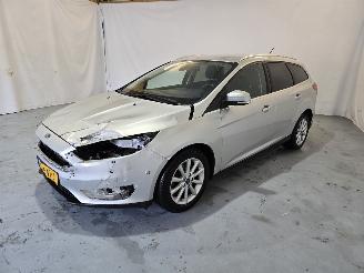 Ford Focus Wagon 1.0 Titanium picture 3