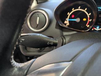 Ford Fiesta 1.0 EcoB. Titanium picture 26
