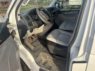 Volkswagen Transporter 2.0 TDI 110 Kw pick-up 4Motion lier picture 11
