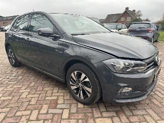 Volkswagen Polo 1.0 MPI Comfortline Business picture 4