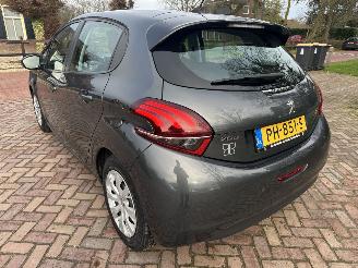 Peugeot 208 1.2 PureT. Blue Lion picture 8