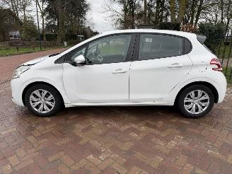 Peugeot 208 1.2 e-VTi Active  automaat picture 2