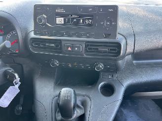 Opel Combo 1.5 d airco/cv/cc picture 9