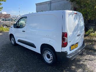 Opel Combo 1.5 d airco/cv/cc picture 4