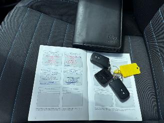 Toyota Yaris 1.5 hybrid clima/velgen picture 16