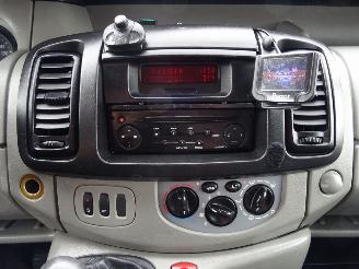 Renault Trafic 2.5 DCi L1H1 Klima 2-Persoons AHK 84KW Euro 4 picture 11