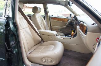 Jaguar XJ X308 4.0 V8 Sovereign Airco Cruise Stoelverwarming 209KW picture 9