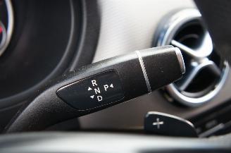 Mercedes B-klasse B180D Airco Navi Cruise Stoelverwarming BAK Kapot! 80KW Euro 6 picture 17