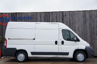 Peugeot Boxer 2.2 HDi L2H2 Camper! Airco Cruise Trekhaak 96KW Euro 5 picture 4