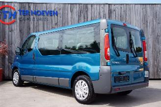 Renault Trafic 2.0 DCi Lang 9-Sitzer MOTORSCHADEN picture 2