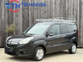 Unfall Kfz Van Opel Combo 1.3 CDTi L1H1 ecoFLEX 66 kW 2014/2